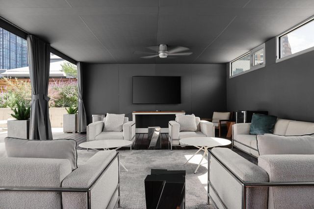 210 Lavaca ST 2809, Austin, TX 78701