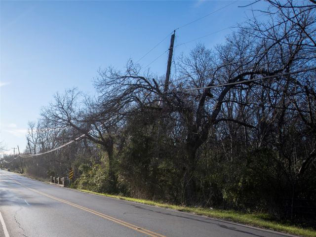 2701 Ames Road, Lancaster, TX 75134
