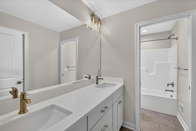 8605 Brighten Trail, Mattawan, MI 49071