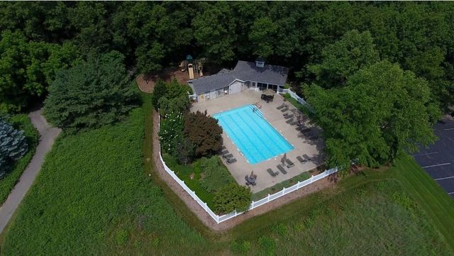 8605 Brighten Trail, Mattawan, MI 49071