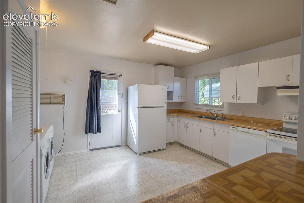 1221 Rockwood Avenue, Colorado Springs, CO 80905 — photo 5