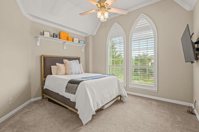 324 Oak Pointe Lane, Southlake, TX 76092