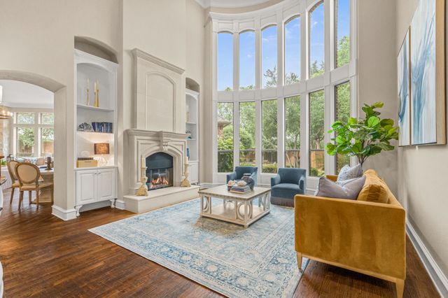 324 Oak Pointe Lane, Southlake, TX 76092