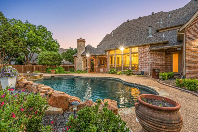 324 Oak Pointe Lane, Southlake, TX 76092