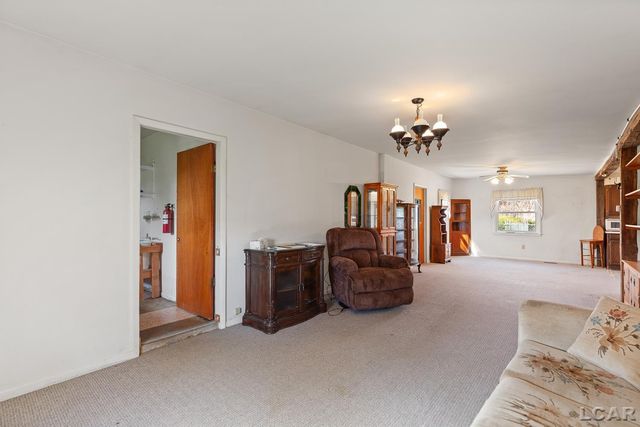 8720 Sharon Hollow Road, Manchester, MI 48158