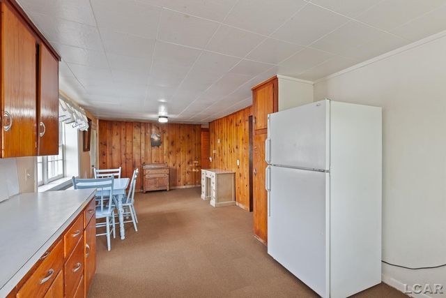 8720 Sharon Hollow Road, Manchester, MI 48158