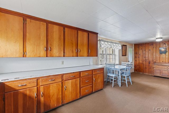 8720 Sharon Hollow Road, Manchester, MI 48158