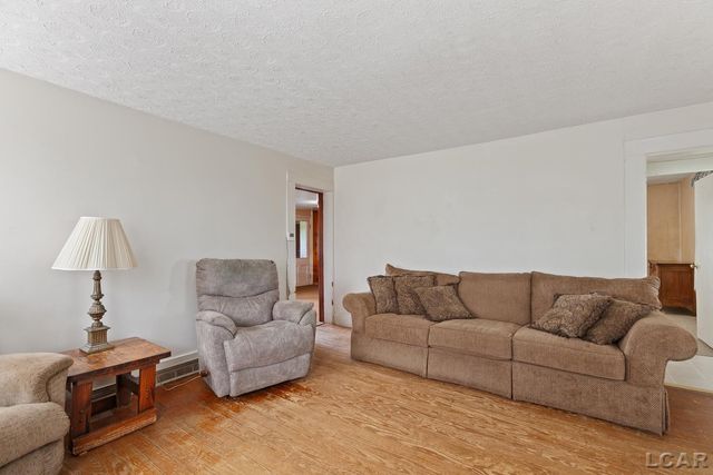 8720 Sharon Hollow Road, Manchester, MI 48158