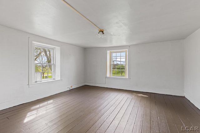 8720 Sharon Hollow Road, Manchester, MI 48158