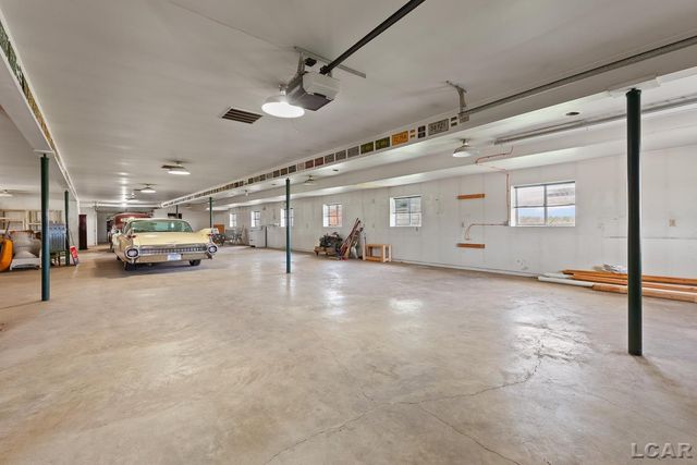 8720 Sharon Hollow Road, Manchester, MI 48158