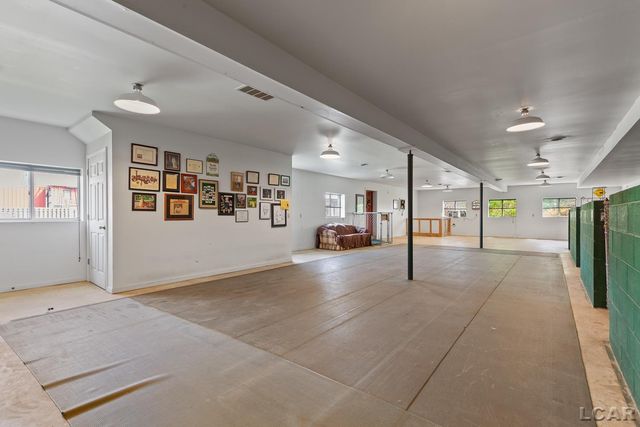 8720 Sharon Hollow Road, Manchester, MI 48158