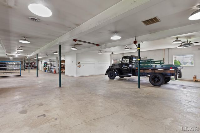 8720 Sharon Hollow Road, Manchester, MI 48158