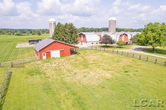 8720 Sharon Hollow Road, Manchester, MI 48158