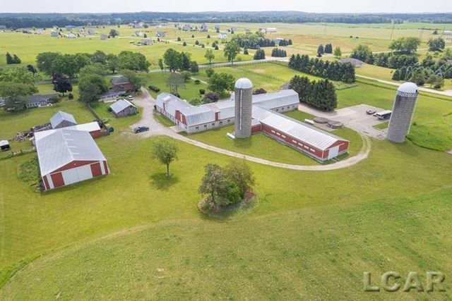 8720 Sharon Hollow Road, Manchester, MI 48158
