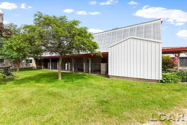 8720 Sharon Hollow Road, Manchester, MI 48158