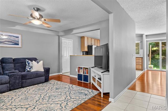 1115 Shadowoak Drive, Ballwin, MO 63021