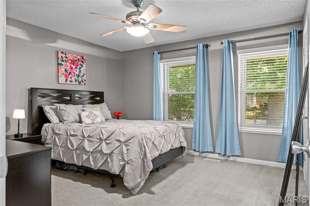 1115 Shadowoak Drive, Ballwin, MO 63021