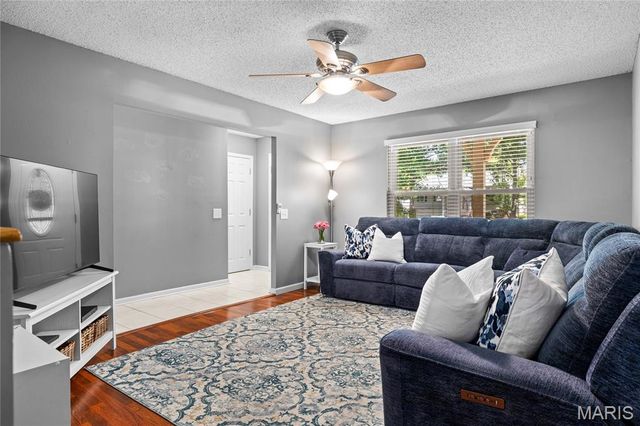 1115 Shadowoak Drive, Ballwin, MO 63021