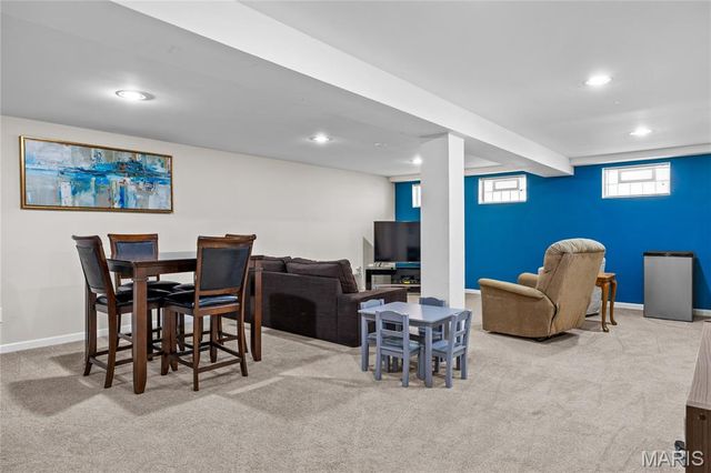 1115 Shadowoak Drive, Ballwin, MO 63021