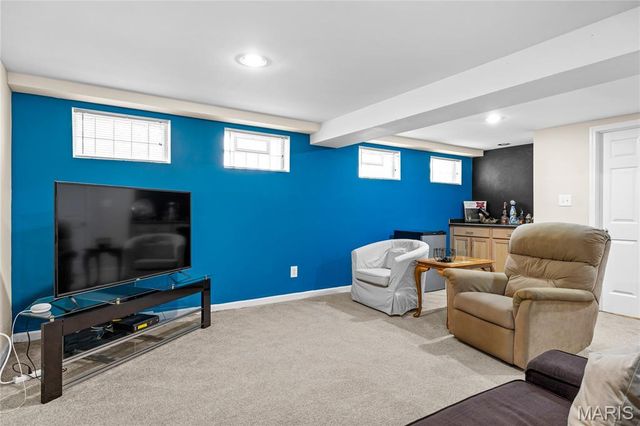 1115 Shadowoak Drive, Ballwin, MO 63021