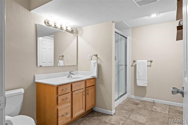 1115 Shadowoak Drive, Ballwin, MO 63021
