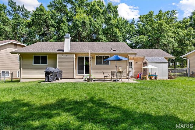 1115 Shadowoak Drive, Ballwin, MO 63021