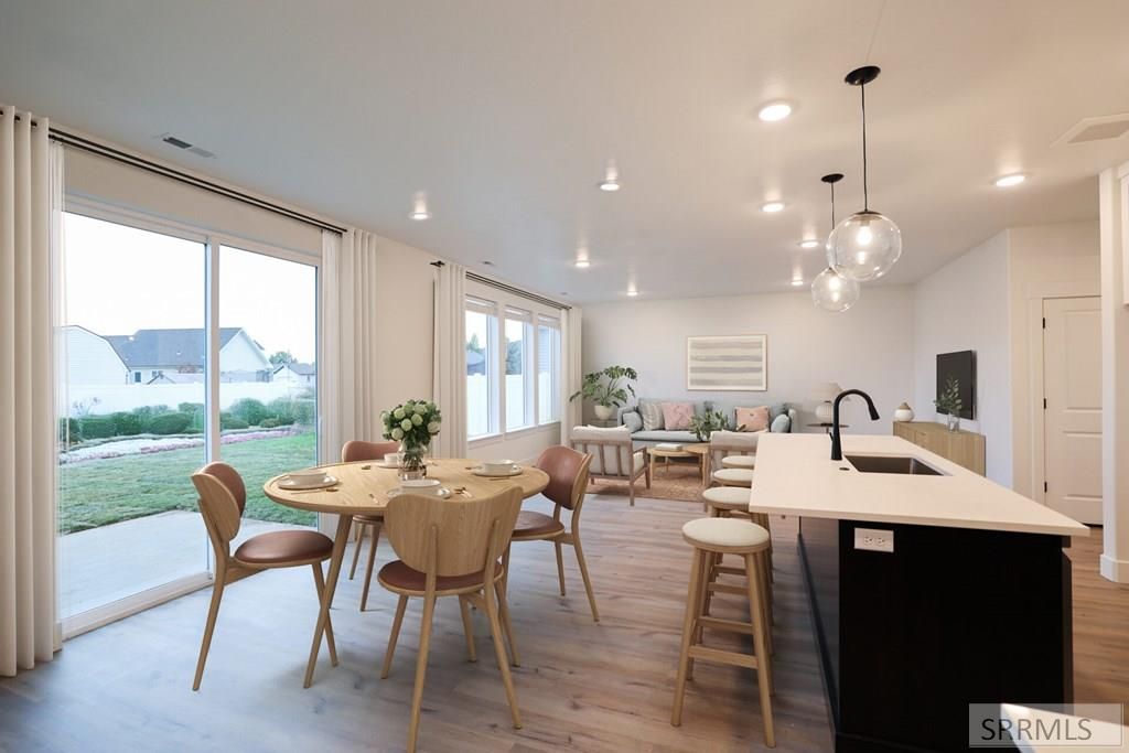 Image 2 of property listing at 2354 W 550 S, Rexburg, ID 83440