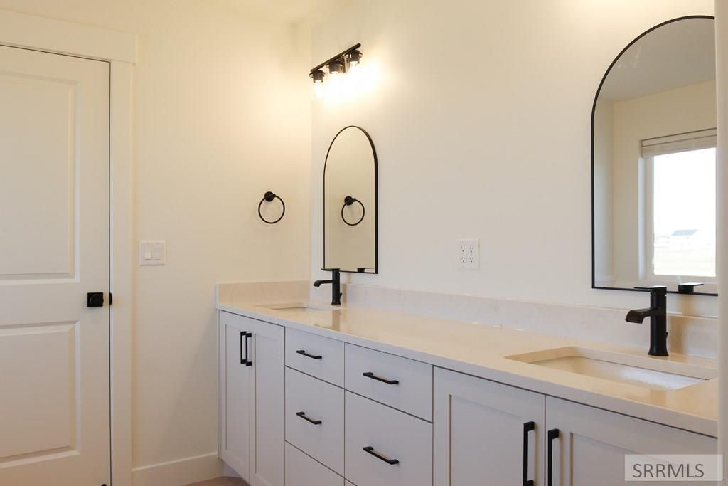 Image 23 of property listing at 2354 W 550 S, Rexburg, ID 83440