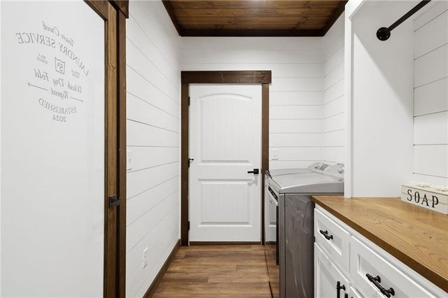 736 Town Creek Church Road, Talking Rock, GA 30175
