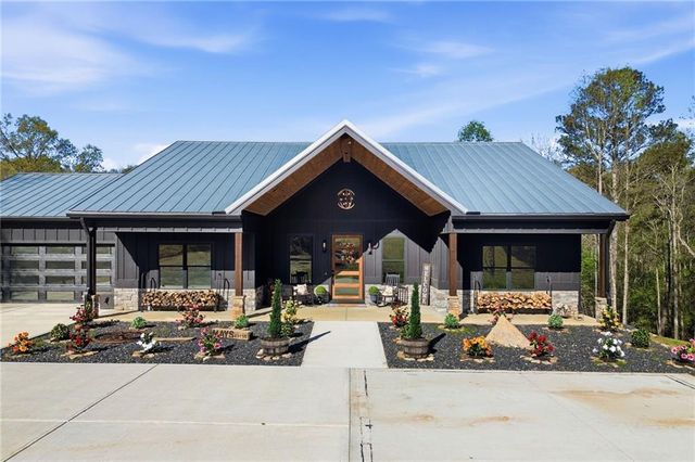 736 Town Creek Church Road, Talking Rock, GA 30175