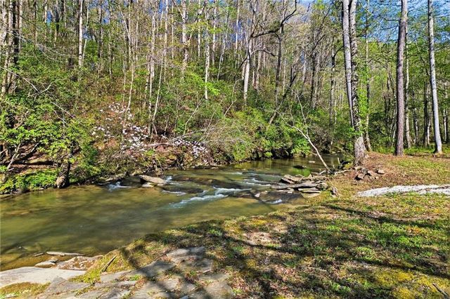 736 Town Creek Church Road, Talking Rock, GA 30175