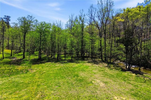 736 Town Creek Church Road, Talking Rock, GA 30175