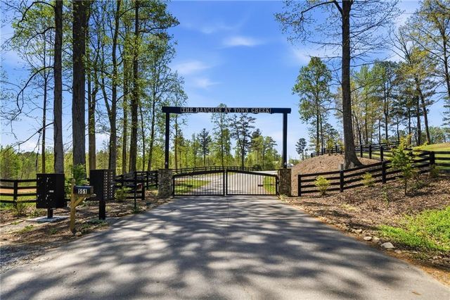 736 Town Creek Church Road, Talking Rock, GA 30175