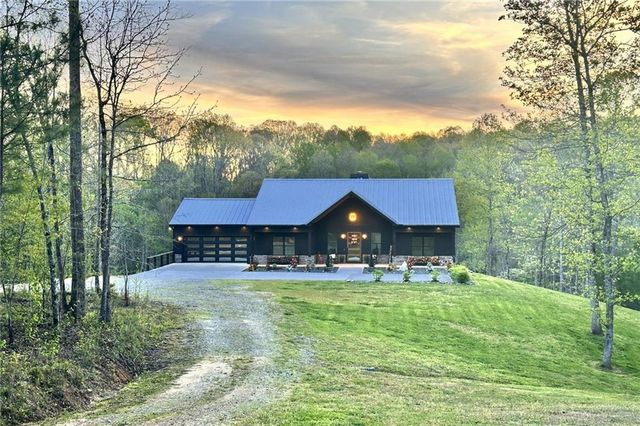 736 Town Creek Church Road, Talking Rock, GA 30175