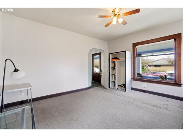 335 Se BAKER St, Mc Minnville, OR 97128
