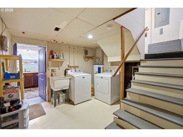 335 Se BAKER St, Mc Minnville, OR 97128
