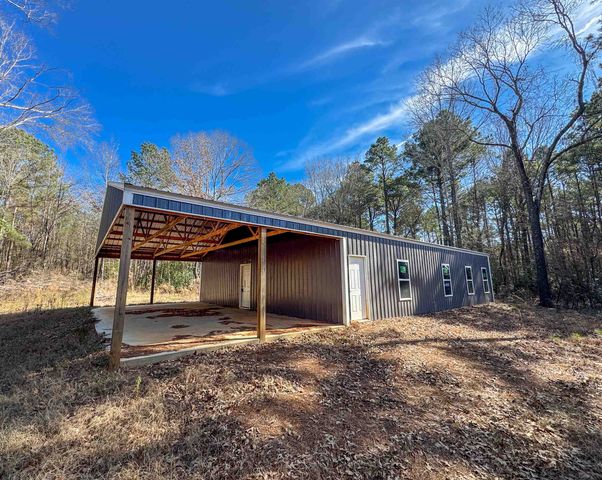 8282 Farm Market 134, Karnack, TX 75661