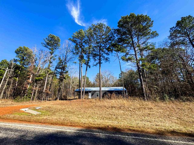 8282 Farm Market 134, Karnack, TX 75661