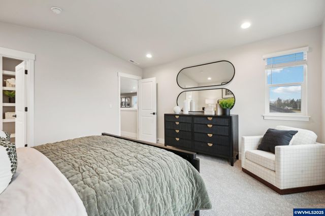 708 Magnolia Av, Woodburn, OR 97071