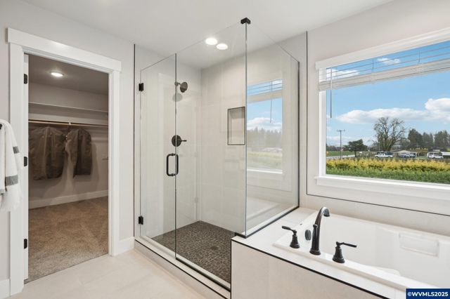 708 Magnolia Av, Woodburn, OR 97071