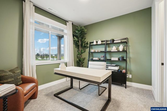 708 Magnolia Av, Woodburn, OR 97071