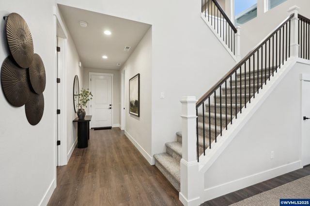 708 Magnolia Av, Woodburn, OR 97071