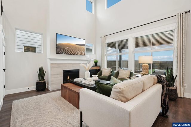 708 Magnolia Av, Woodburn, OR 97071