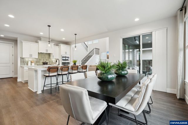 708 Magnolia Av, Woodburn, OR 97071