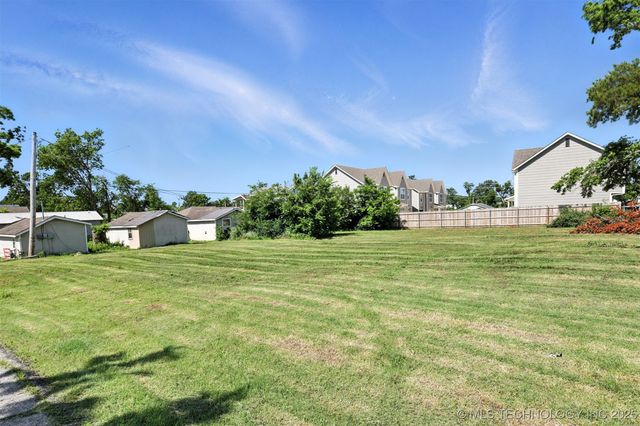 507 S Maryland Avenue, Claremore, OK 74017