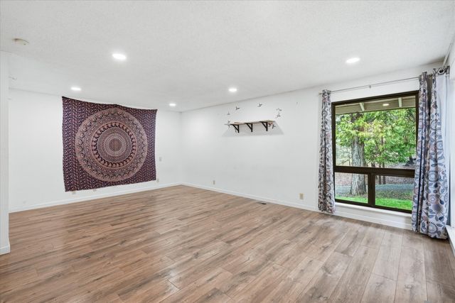 6900 Pleasant Creek Road, Rogue River, OR 97537