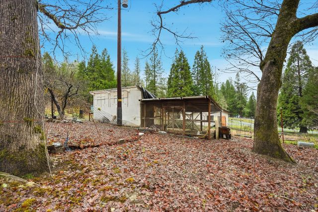 6900 Pleasant Creek Road, Rogue River, OR 97537