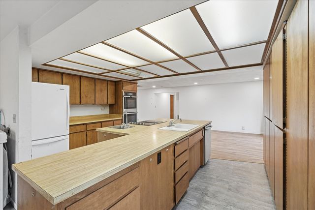 6900 Pleasant Creek Road, Rogue River, OR 97537