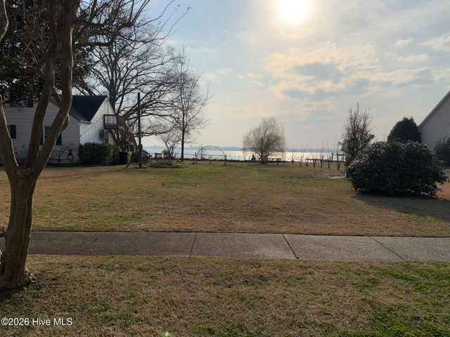 513 N A Street, Bridgeton, NC 28519