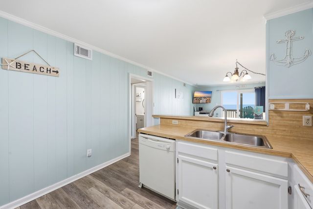 613 Ocean Blvd. S H2, North Myrtle Beach, SC 29582